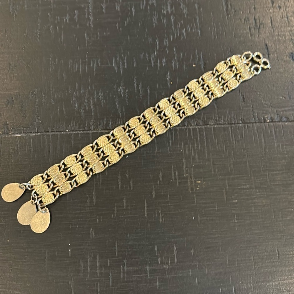 Vintage Gold Tone Stacked Swirl Geometric Pattern Elegant Braceletโ